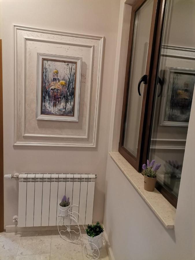 Family Boutique Residence-Free Parking ヴェリコ・タルノヴォ エクステリア 写真