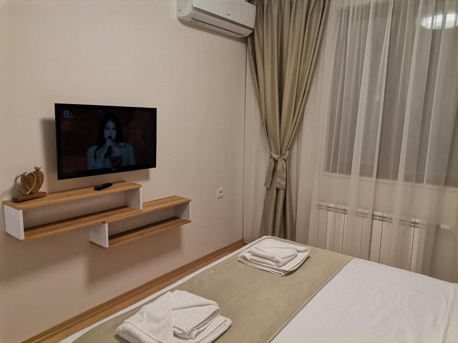 Family Boutique Residence-Free Parking ヴェリコ・タルノヴォ エクステリア 写真